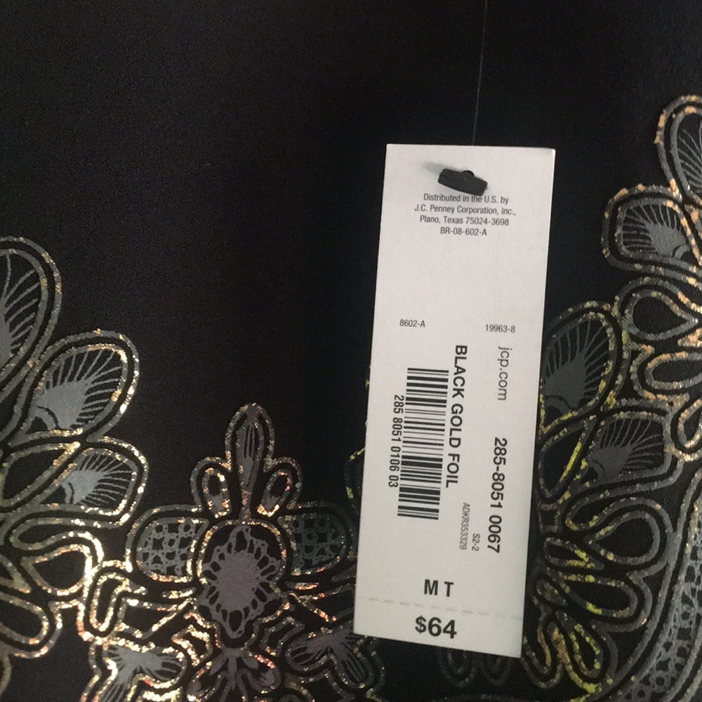 Dress - Picture 2 of 3